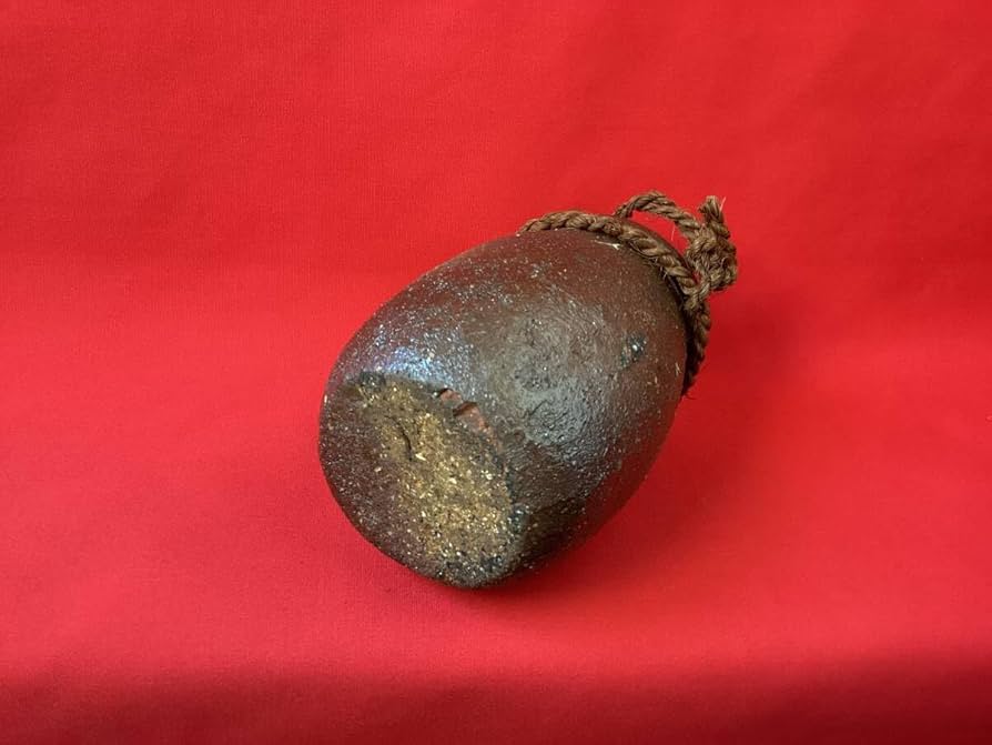 壺　作者不明 修復師スゴすぎ…」粉々から蘇った壺、その裏側を訊いた | Lmaga.jp